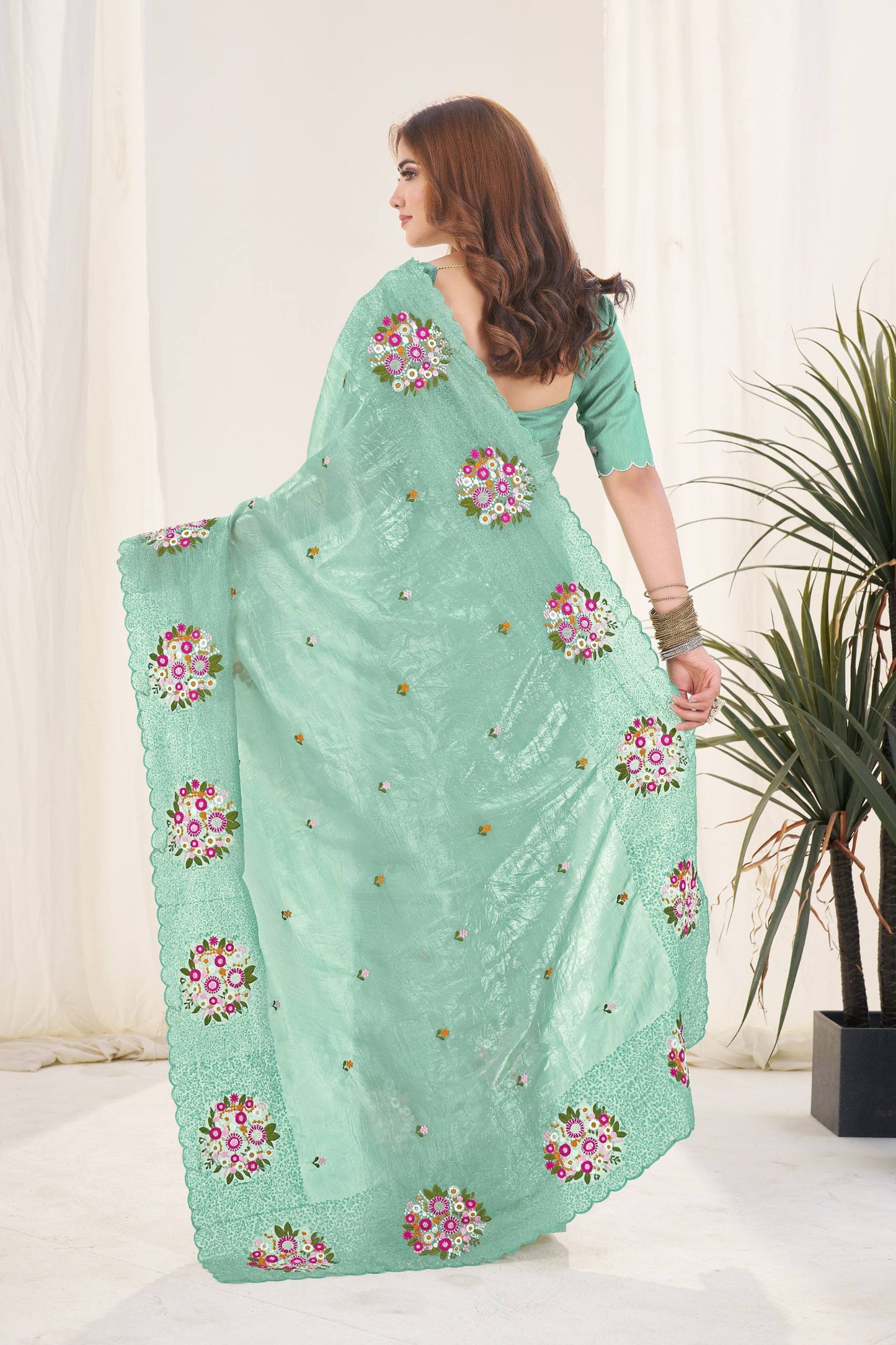 *🪡Beautiful Trending Designer Saree*