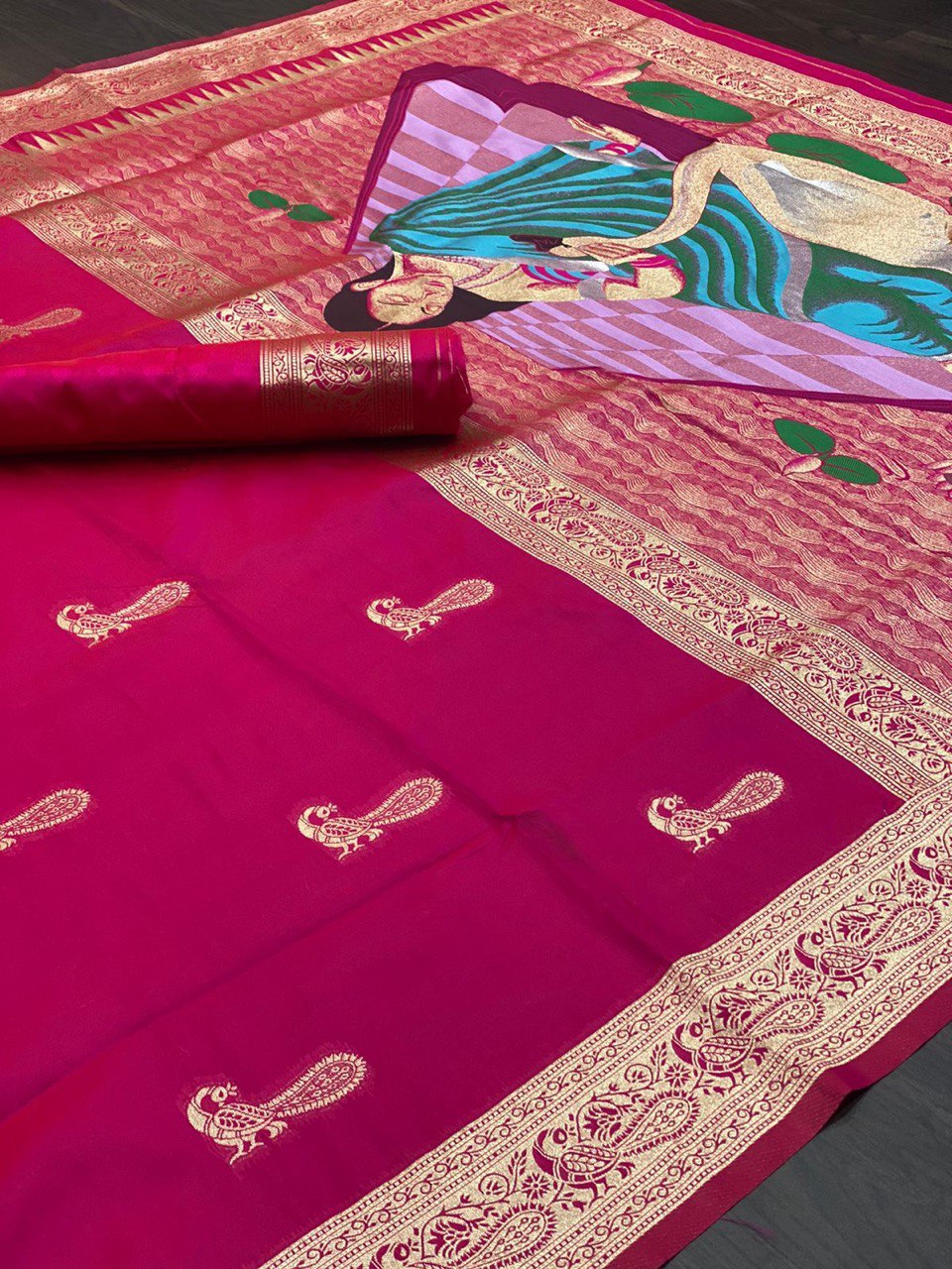 ✅ SPECIAL FESTIVAL ZARI WEAVING*