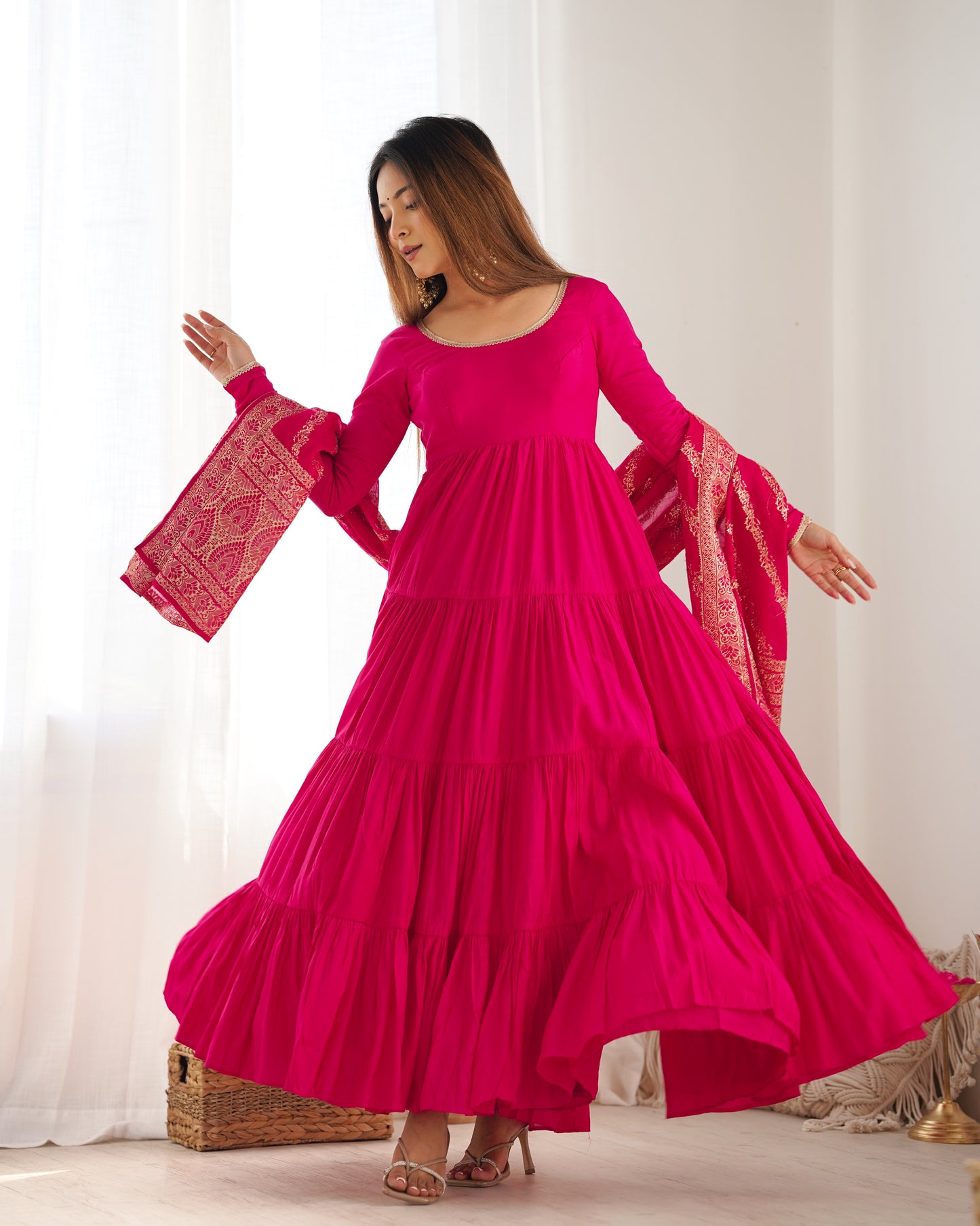 🌸 Elegant Romansilk Chanderi Anarkali Set 🌸