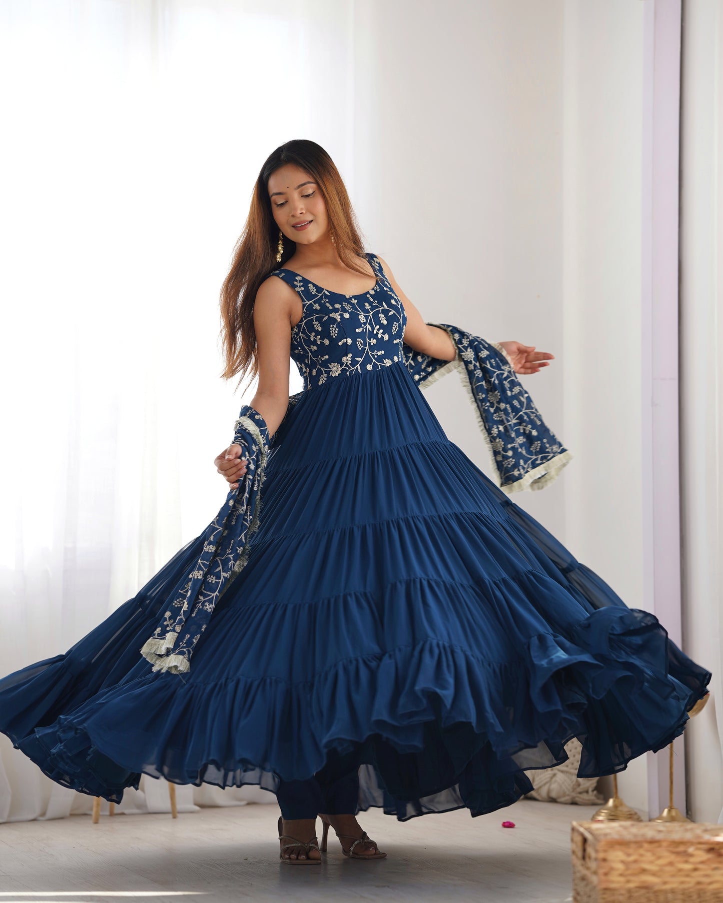 *PURE SOFT FOX GEORGETTE  FABRIC FULLY FLAIR ANARKALI,WITH DUPPTA SET,PENT READY TO WEAR*