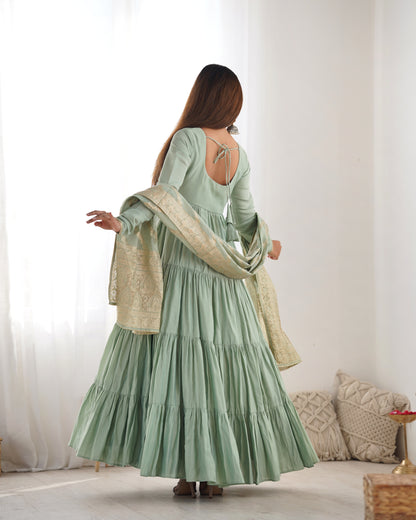 🌸 Elegant Romansilk Chanderi Anarkali Set 🌸