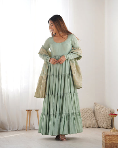 🌸 Elegant Romansilk Chanderi Anarkali Set 🌸