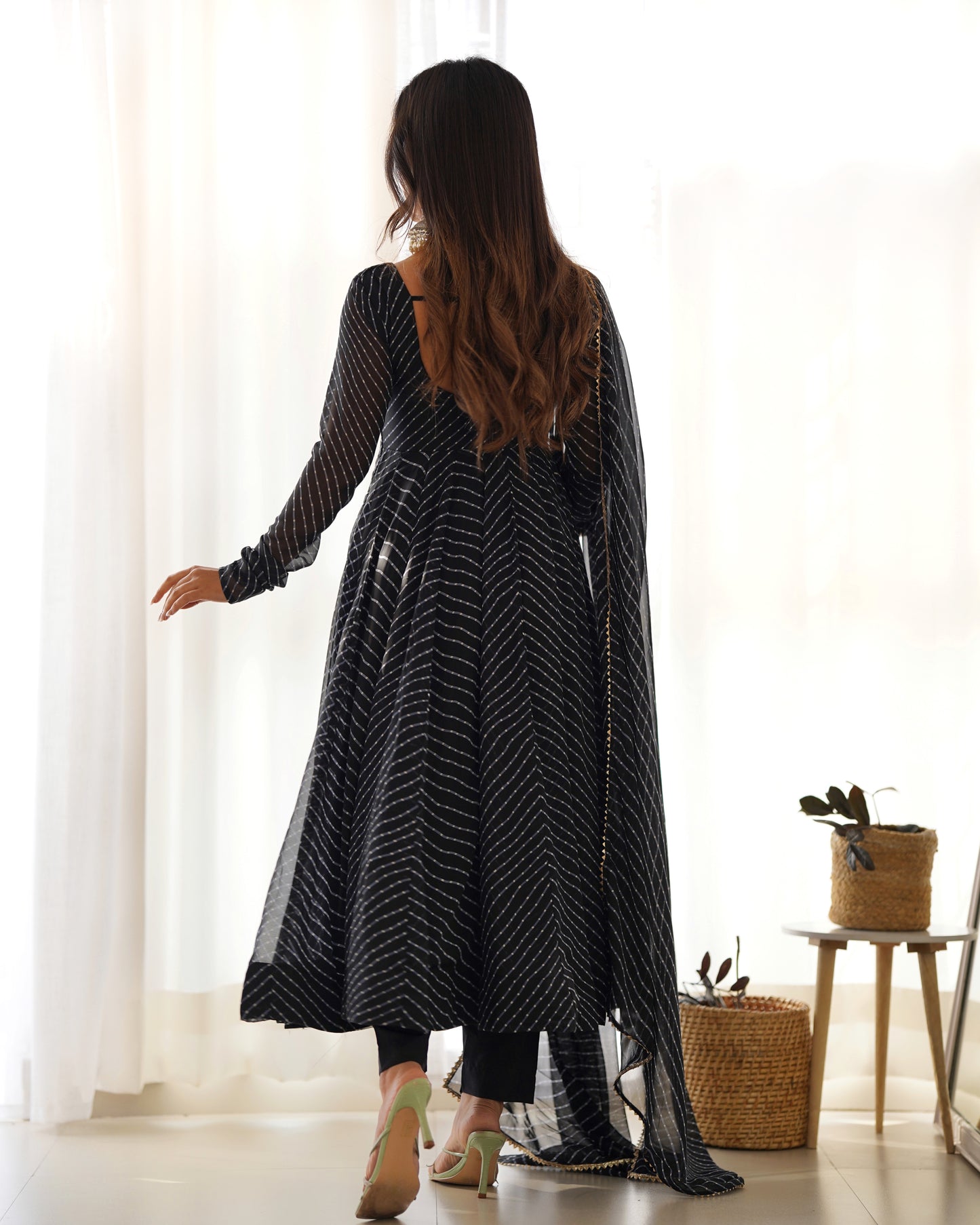 PURE FOX GEORGETTE LAHERIYA PRINT FABRIC FULLY FLAIR ANARKALI,WITH DUPPTA SET,PENT READY TO WEAR*