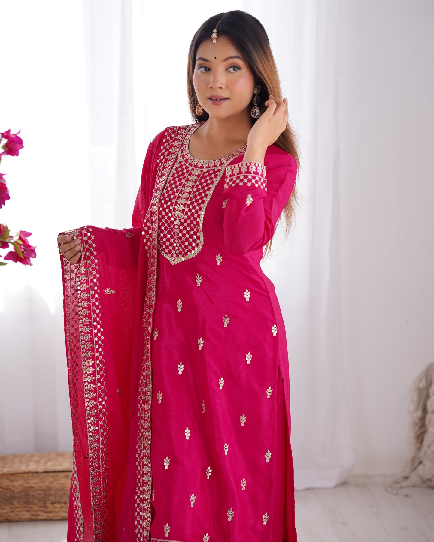 NEW BEAUTIFUL PURE CHINON SILK FABRIC STRAIGHT FIT KURTA WITH DUPPTA SET,TROUSERS,READY TO WEAR*