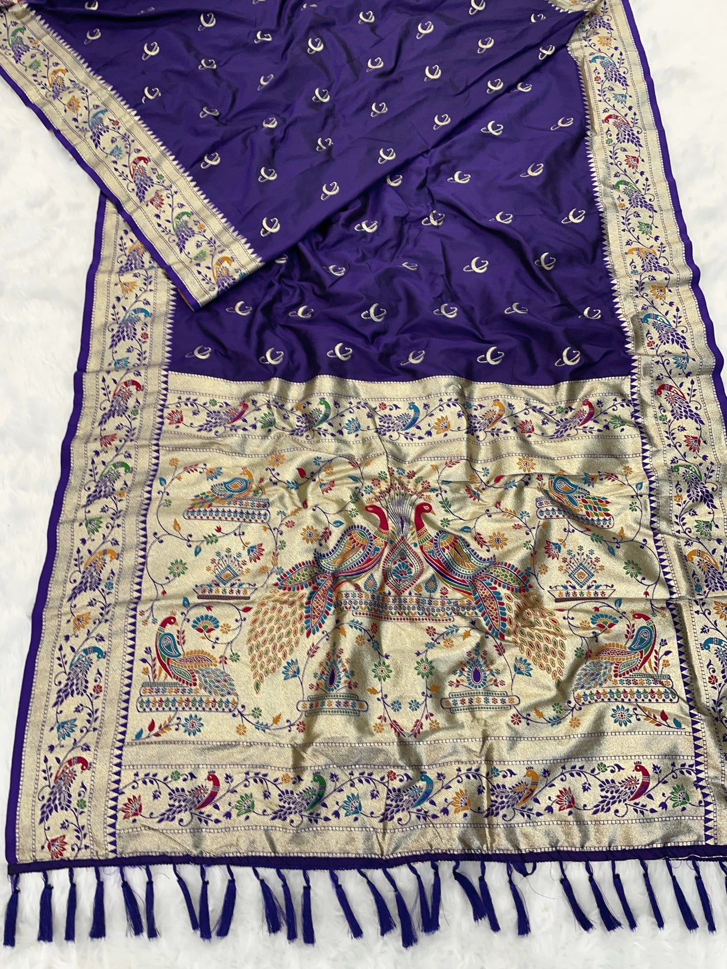 TRENDING CHANDRAKOR BANARASI PAITHANI UNIQUE SAREES