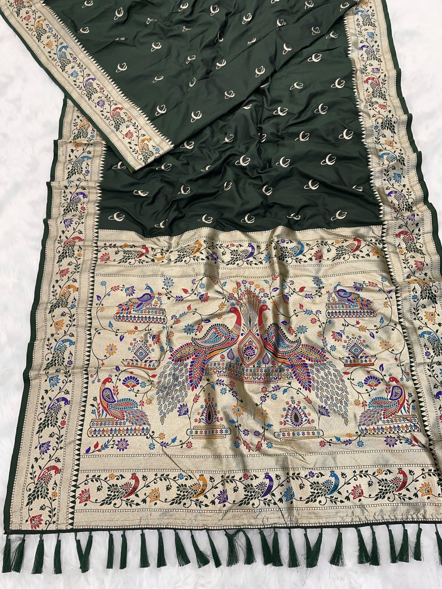 TRENDING CHANDRAKOR BANARASI PAITHANI UNIQUE SAREES