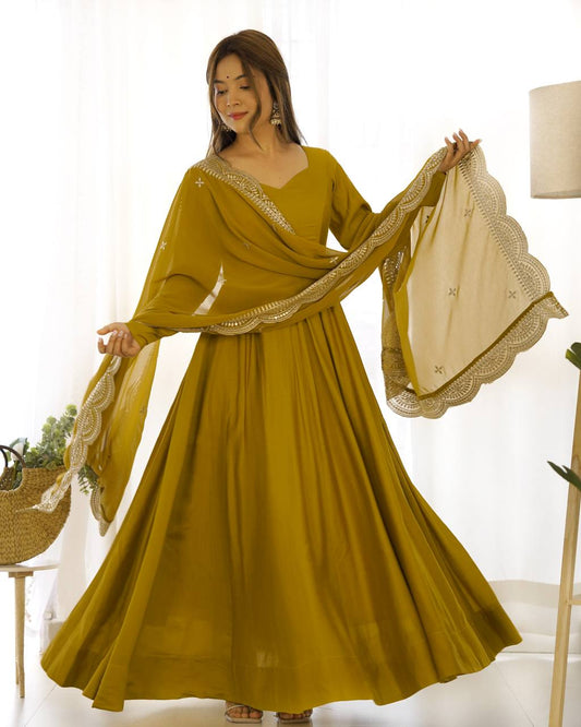 Pure Romansilk Chanderi Fully Flair Anarkali Set with Dupatta & Pant – Ready to Wear