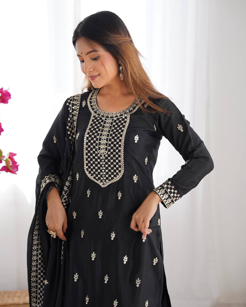 NEW BEAUTIFUL PURE CHINON SILK FABRIC STRAIGHT FIT KURTA WITH DUPPTA SET,TROUSERS,READY TO WEAR*