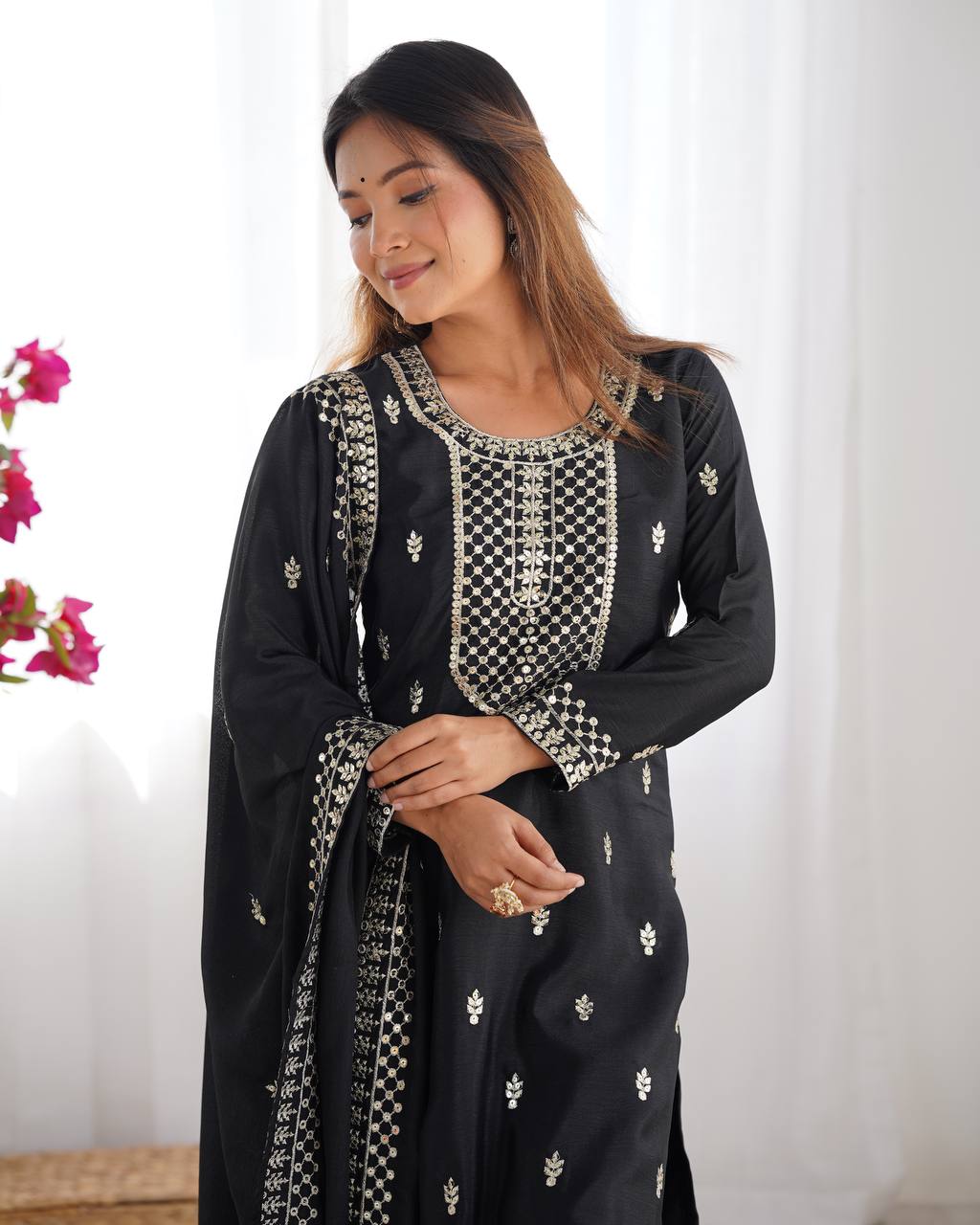 NEW BEAUTIFUL PURE CHINON SILK FABRIC STRAIGHT FIT KURTA WITH DUPPTA SET,TROUSERS,READY TO WEAR*