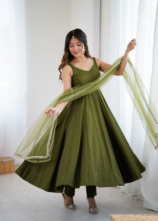 ✨ PREMIUM PURE ROMANSILK CHANDERI ANARKALI SET ✨