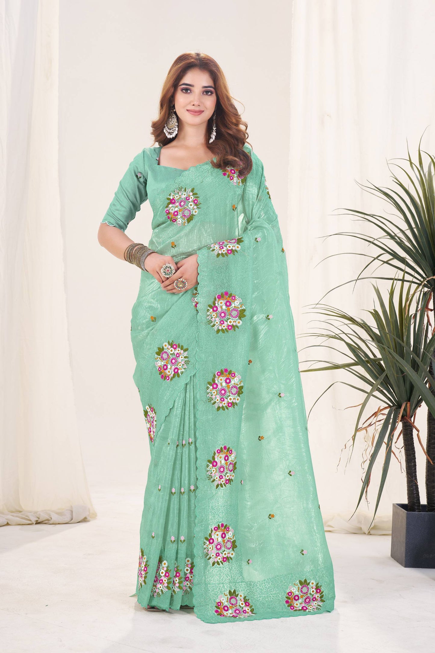 *🪡Beautiful Trending Designer Saree*