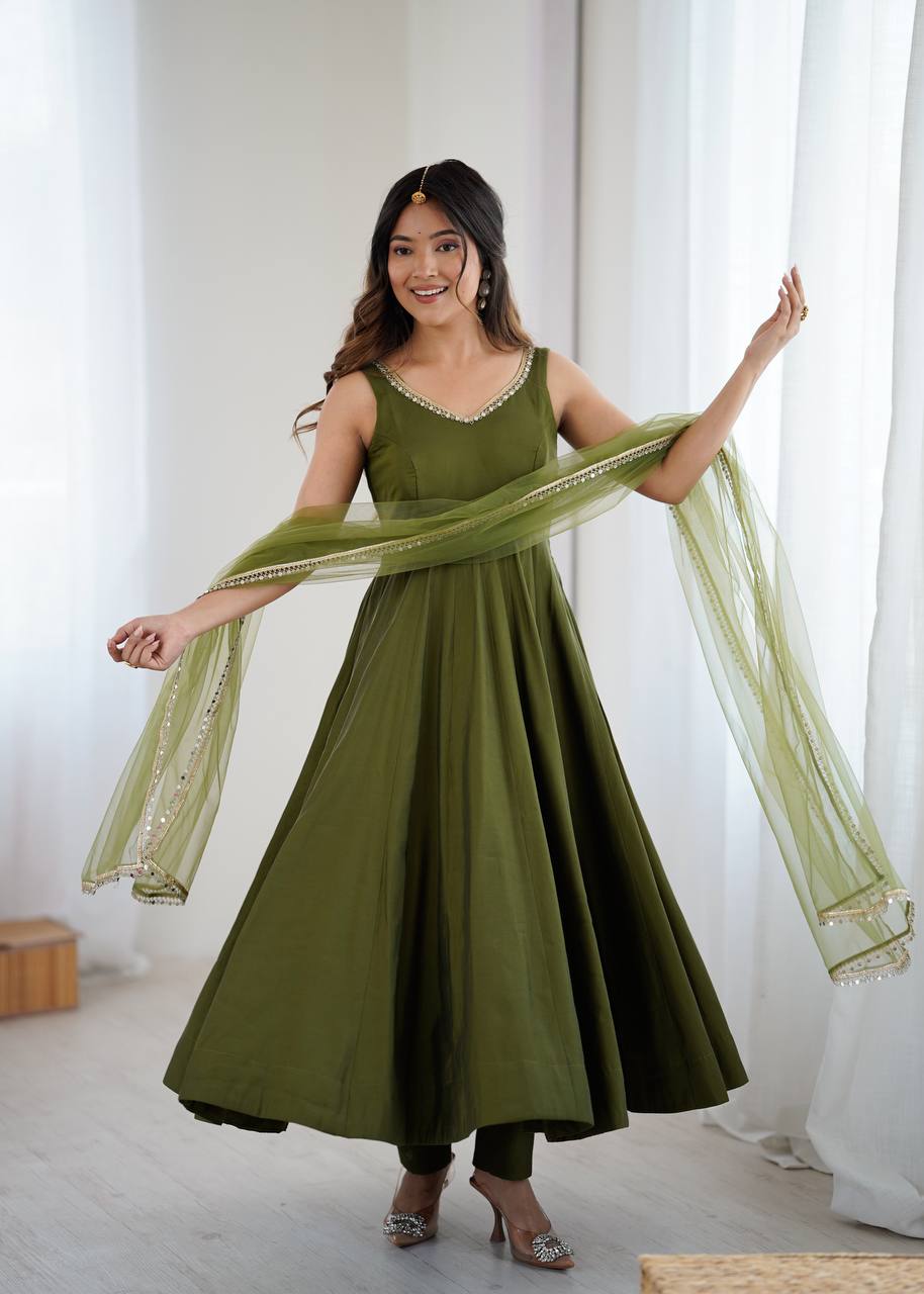 ✨ PREMIUM PURE ROMANSILK CHANDERI ANARKALI SET ✨