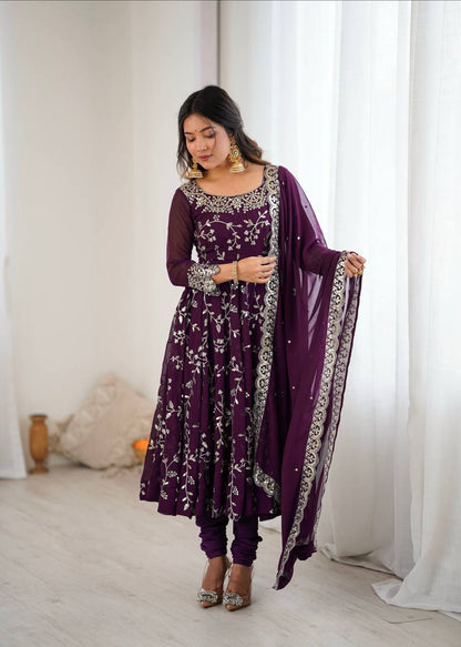 👗 *Category:* *Women’s Ethnic Anarkali Gown*