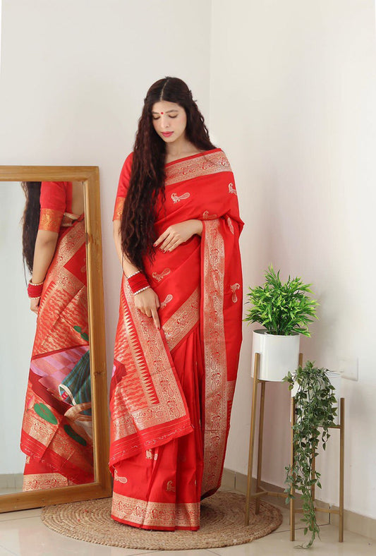 ✅ SPECIAL FESTIVAL ZARI WEAVING*