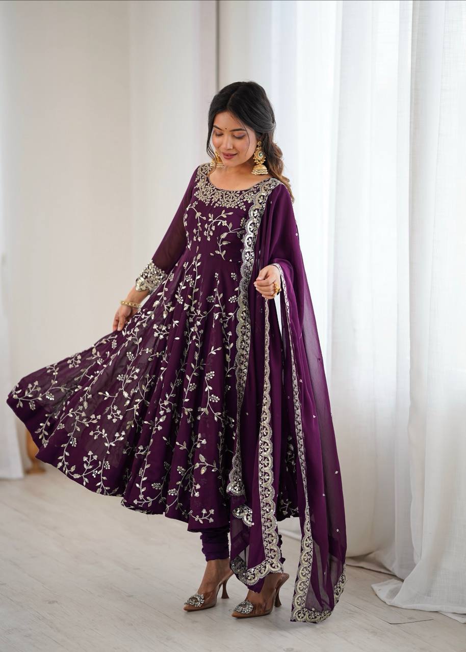 👗 *Category:* *Women’s Ethnic Anarkali Gown*
