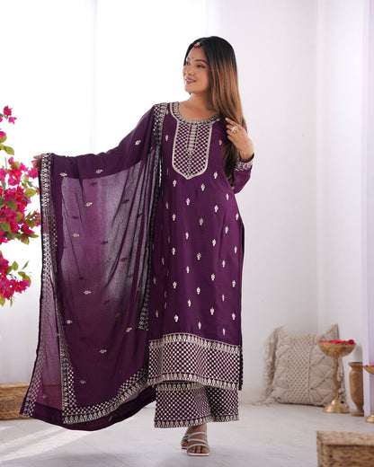 NEW BEAUTIFUL PURE CHINON SILK FABRIC STRAIGHT FIT KURTA WITH DUPPTA SET,TROUSERS,READY TO WEAR*