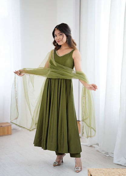 ✨ PREMIUM PURE ROMANSILK CHANDERI ANARKALI SET ✨