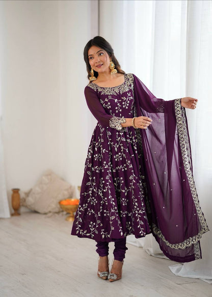 👗 *Category:* *Women’s Ethnic Anarkali Gown*