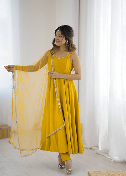 ✨ PREMIUM PURE ROMANSILK CHANDERI ANARKALI SET ✨