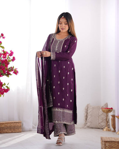NEW BEAUTIFUL PURE CHINON SILK FABRIC STRAIGHT FIT KURTA WITH DUPPTA SET,TROUSERS,READY TO WEAR*