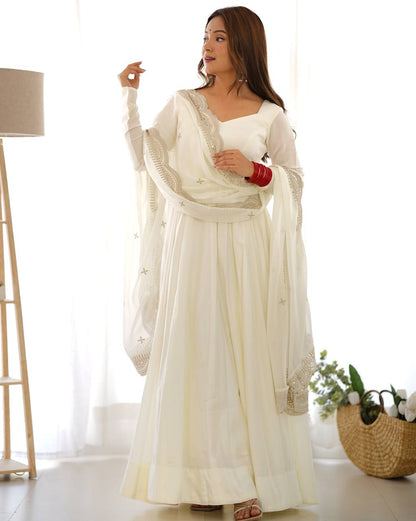 Pure Romansilk Chanderi Fully Flair Anarkali Set with Dupatta & Pant – Ready to Wear