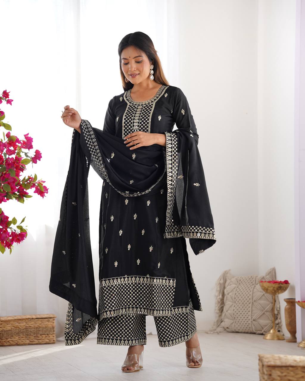 NEW BEAUTIFUL PURE CHINON SILK FABRIC STRAIGHT FIT KURTA WITH DUPPTA SET,TROUSERS,READY TO WEAR*