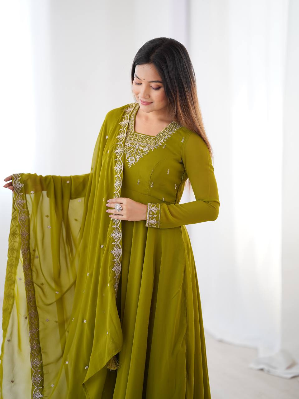 *PURE SOFT FOX GEORGETTE FABRIC FULLY FLAIR ANARKALI,WITH DUPPTA SET,PENT READY TO WEAR*