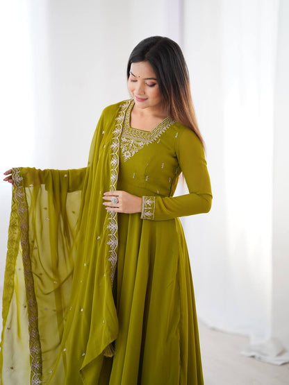 *PURE SOFT FOX GEORGETTE FABRIC FULLY FLAIR ANARKALI,WITH DUPPTA SET,PENT READY TO WEAR*