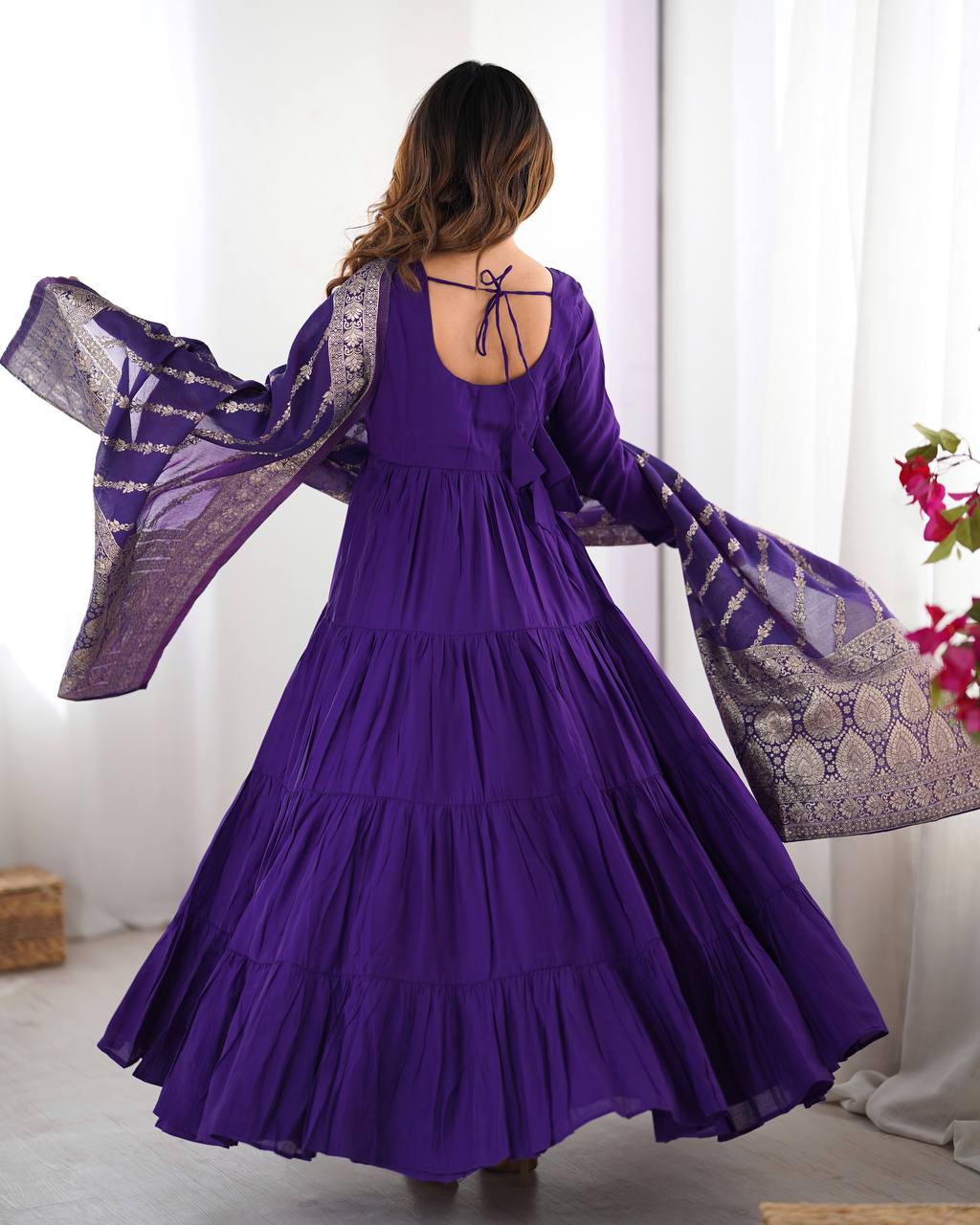 🌸 Elegant Romansilk Chanderi Anarkali Set 🌸