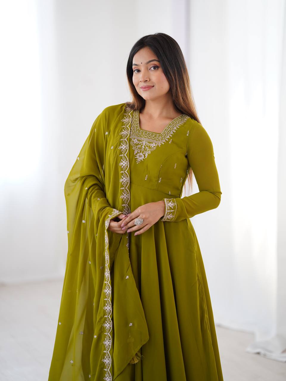 *PURE SOFT FOX GEORGETTE FABRIC FULLY FLAIR ANARKALI,WITH DUPPTA SET,PENT READY TO WEAR*