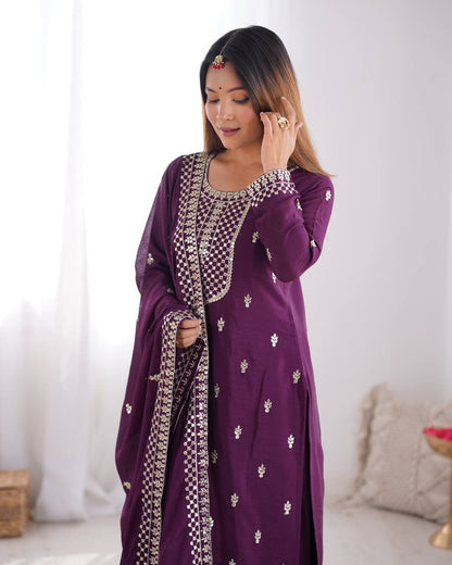 NEW BEAUTIFUL PURE CHINON SILK FABRIC STRAIGHT FIT KURTA WITH DUPPTA SET,TROUSERS,READY TO WEAR*