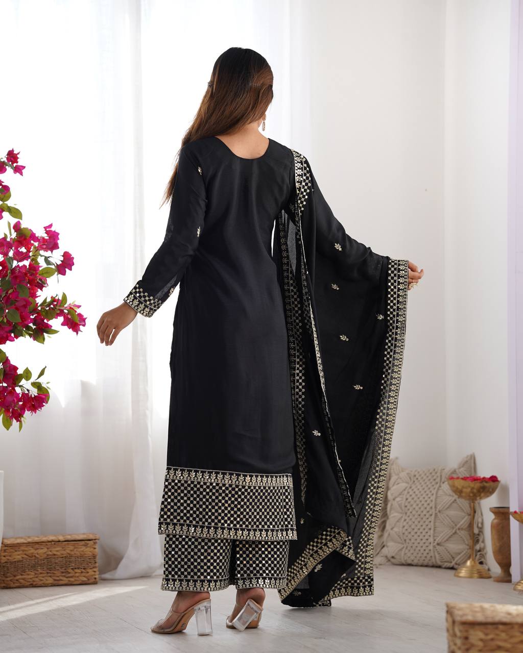 NEW BEAUTIFUL PURE CHINON SILK FABRIC STRAIGHT FIT KURTA WITH DUPPTA SET,TROUSERS,READY TO WEAR*