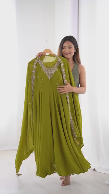*PURE SOFT FOX GEORGETTE FABRIC FULLY FLAIR ANARKALI,WITH DUPPTA SET,PENT READY TO WEAR*